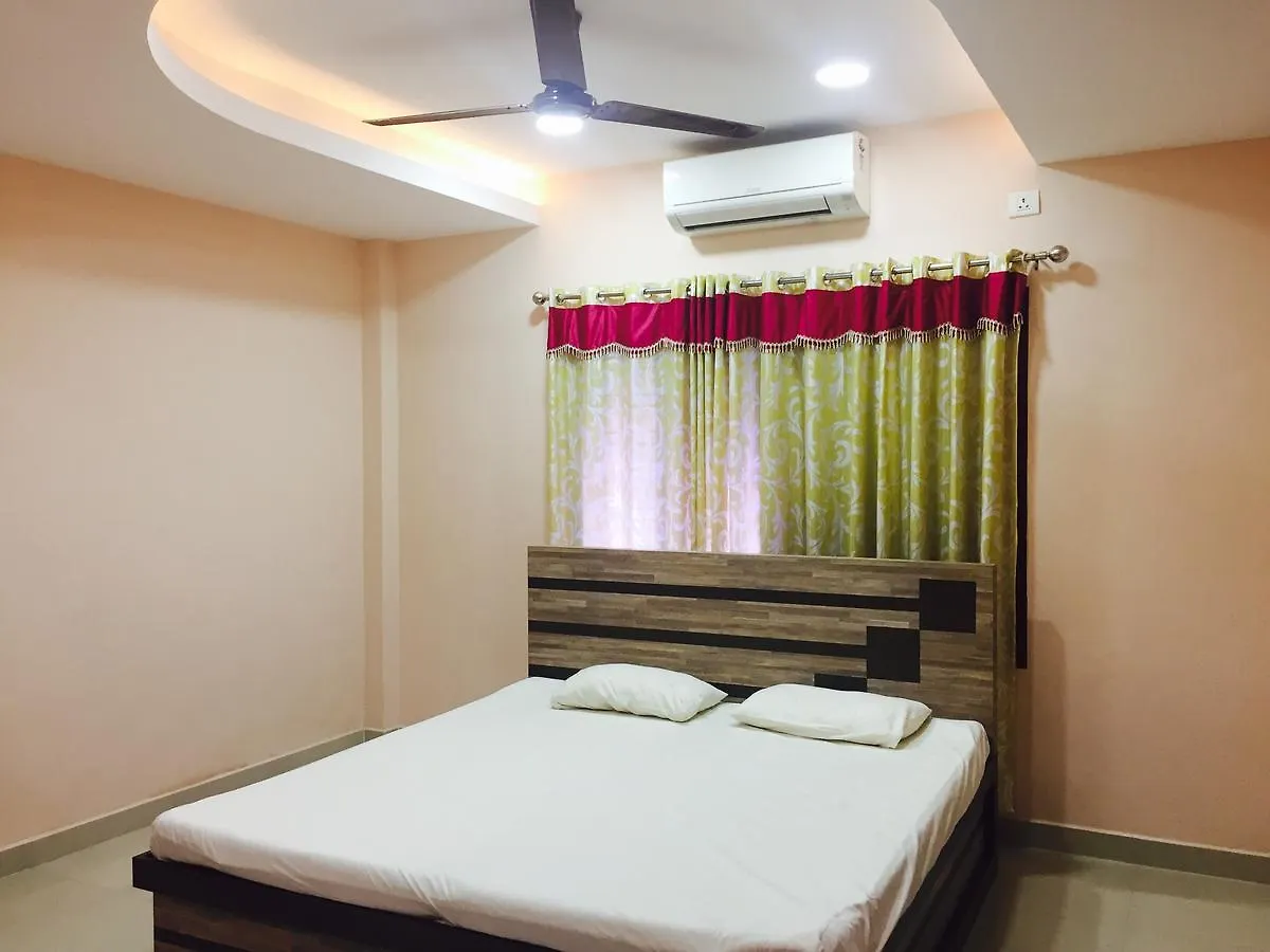 Kochi Mega Tourist Home Palarivattom